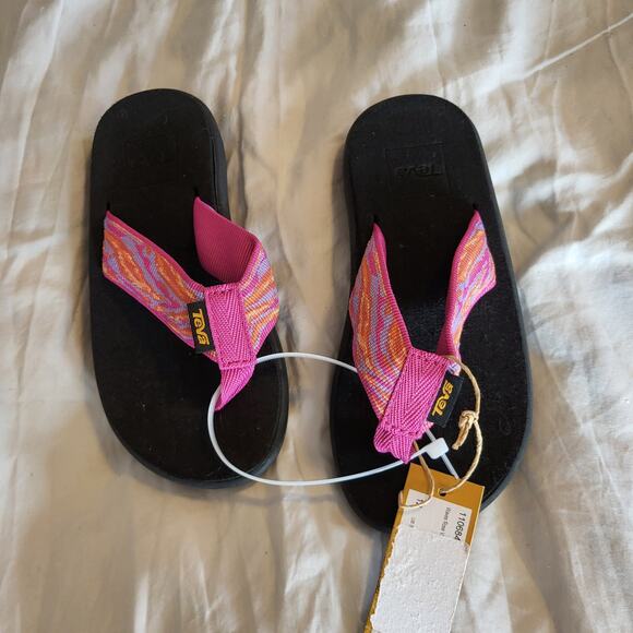 NWT Teva Classic Flip Flop sandal Girls pink  size C12 - Picture 1 of 4